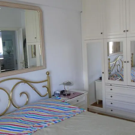 Fotini Luxury Apartment